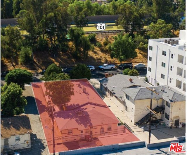 22757 Del Valle Street, Woodland Hills, California 91364, ,Commercial Sale,For Sale,Del Valle,24409505
