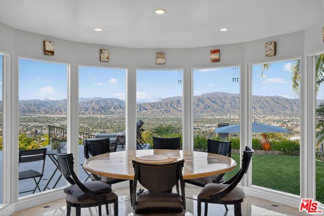 7833 Torreyson Drive, Los Angeles CA: https://media.crmls.org/mediaz/cedd332e-b8a7-4702-80c1-df8044b7a3a4.jpg