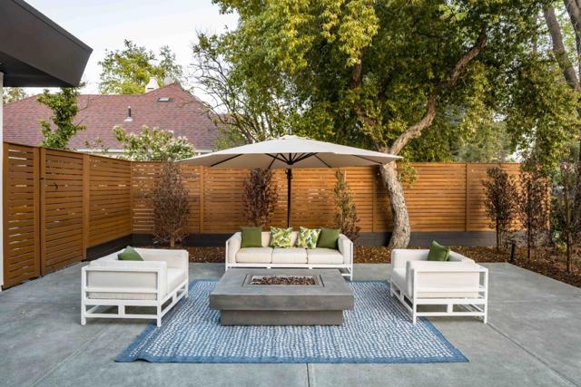 1080 Cotton Street, Menlo Park CA: https://media.crmls.org/mediaz/cede5c04-59e7-4dfe-86c0-14fd7598dfea.jpg
