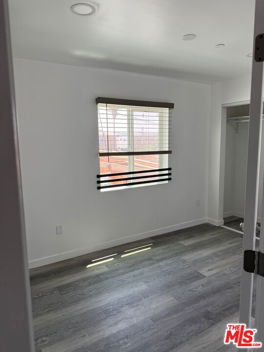 6644 IRVINE Avenue, North Hollywood CA: https://media.crmls.org/mediaz/cede6211-f2e6-4084-b41a-adf7d05fb5d2.jpg