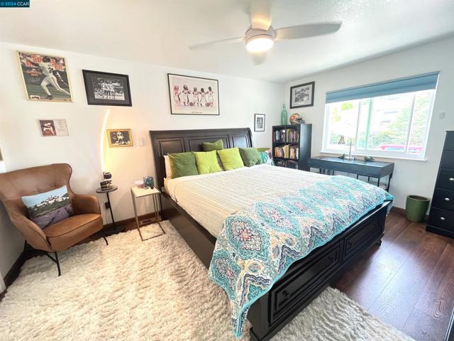 Image 35 of 59 For 5404 Glenwood Ct