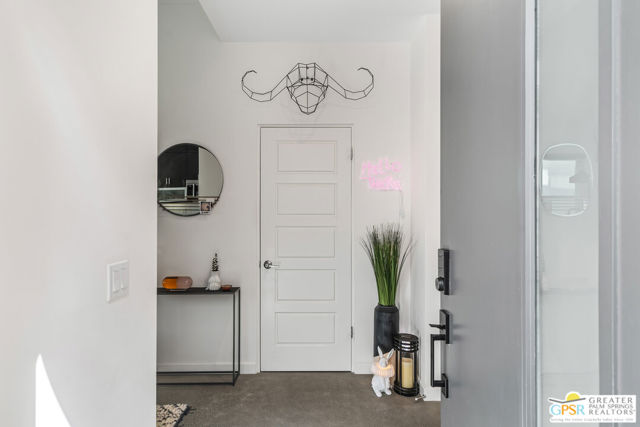 482 Paragon Loop, Palm Springs CA: https://media.crmls.org/mediaz/cee2346e-39e6-4e5c-b87b-e6827bc5b369.jpg