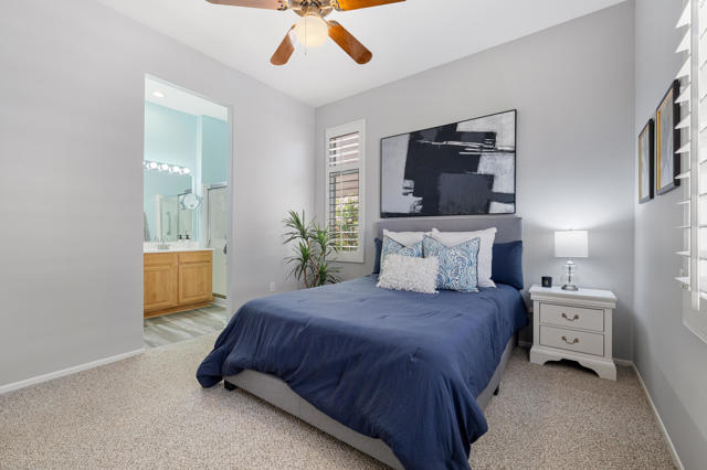 37396 Pineknoll Avenue, Palm Desert CA: https://media.crmls.org/mediaz/cee64445-87b9-4d61-ab94-de1bbbc2c43a.jpg