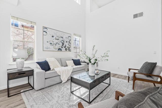 Image 10 of 46 For 37812 Appletree Court
