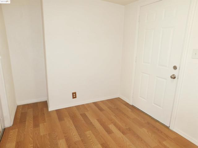 3411 Del Monte Way, San Leandro CA: https://media.crmls.org/mediaz/cee6e714-6bfb-4564-af42-2514c785bac7.jpg