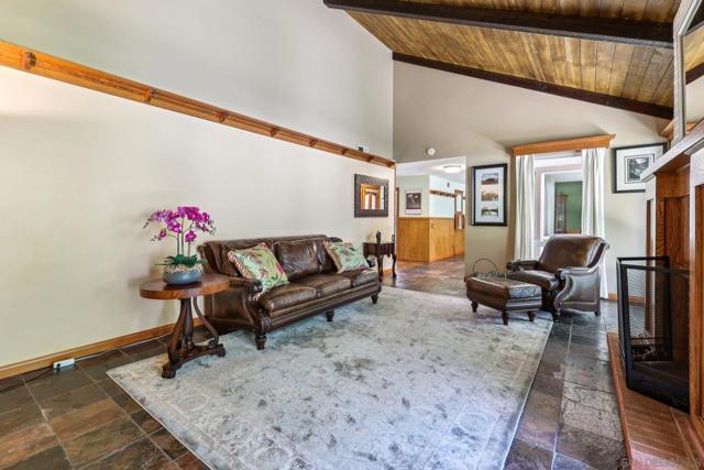 2807 Carlton Way, Fallbrook CA: https://media.crmls.org/mediaz/cee82209-f01d-41e4-b941-54debde9b263.jpg