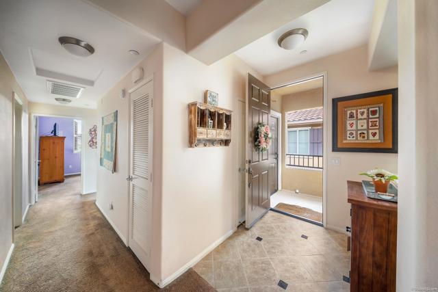 Entry/Hall