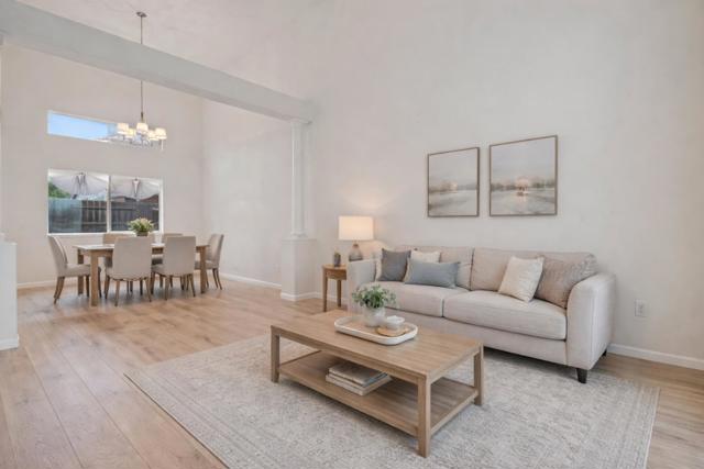 1697 Via Milano Drive, Gustine CA: https://media.crmls.org/mediaz/ceec19db-f913-4802-bde9-d4a4aa1142be.jpg