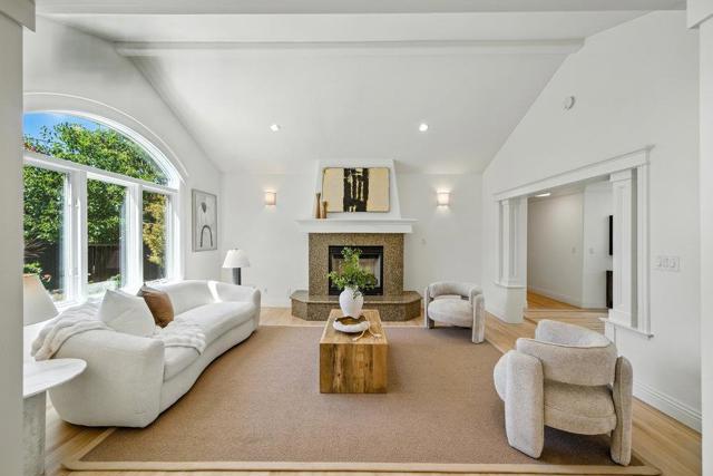 2008 Crist Drive, Los Altos CA: https://media.crmls.org/mediaz/ceec7659-4204-4f5c-84cd-6a3e7f1661a6.jpg