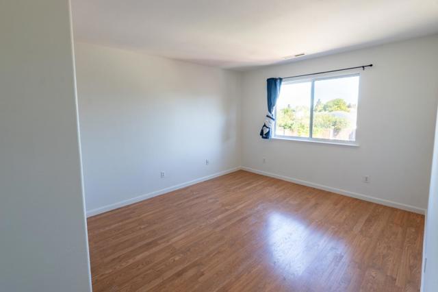 441 Adrian Court, Hollister CA: https://media.crmls.org/mediaz/ceeca12a-4a6c-4838-ae51-16e6bd7a8a6c.jpg