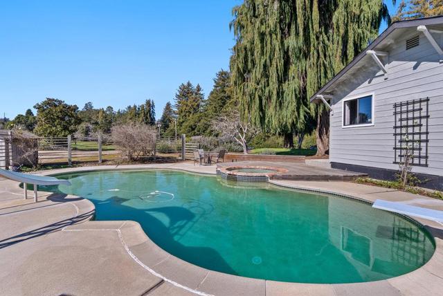 500 Valencia School Road, Aptos CA: https://media.crmls.org/mediaz/ceed21fb-fec1-4913-aff6-a881f5780aa8.jpg
