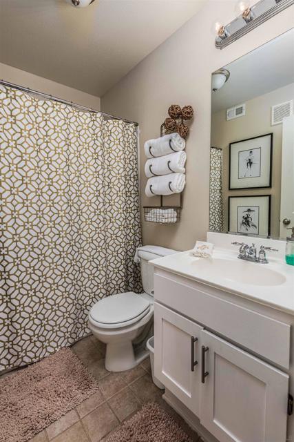 1393 Cattail Court, San Marcos CA: https://media.crmls.org/mediaz/cef00e54-8bf4-451a-a8a1-21d03befb944.jpg