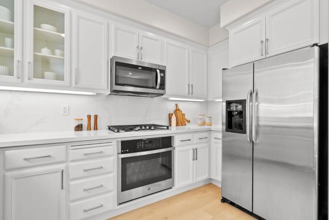 4048 Fitzpatrick Way, Santa Clara CA: https://media.crmls.org/mediaz/cef052c3-25ad-4727-b4b2-c0ee8a2f2c13.jpg