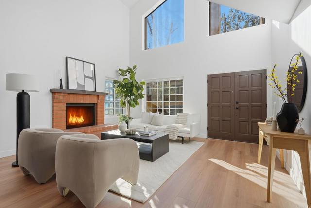 Detail Gallery Image 2 of 21 For 1043 Helix Village Dr, El Cajon,  CA 92020 - 3 Beds | 2/1 Baths