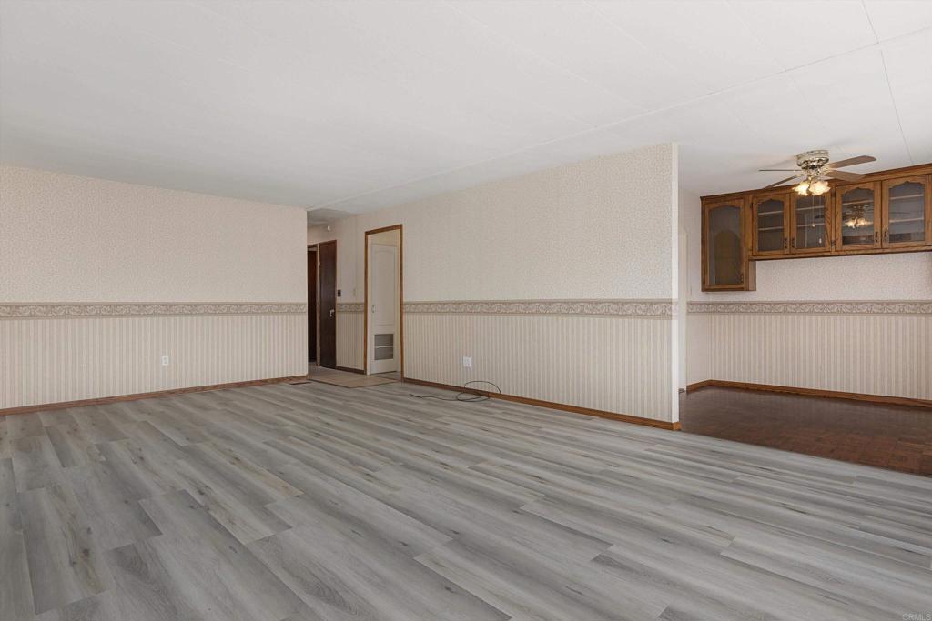 2280 Valley Pkwy - photo 5