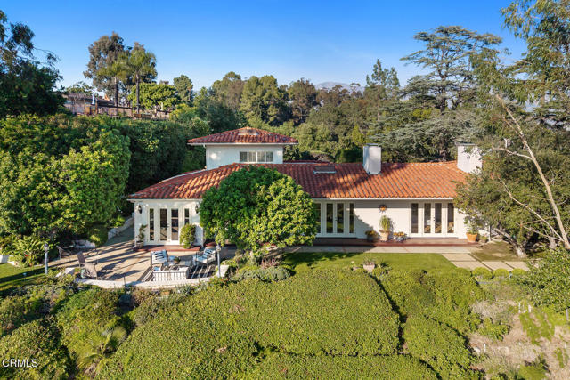 Detail Gallery Image 2 of 63 For 399 N San Rafael Ave, Pasadena,  CA 91105 - 3 Beds | 3/1 Baths