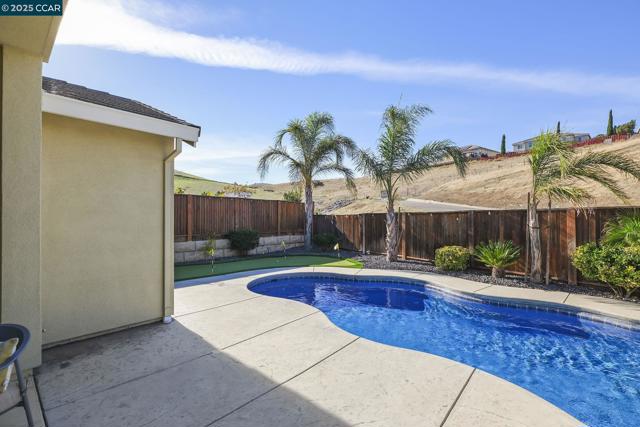 2968 Alves Ranch Rd, Pittsburg CA: https://media.crmls.org/mediaz/cef20b06-cd99-4d2f-9a5d-77f77f6f1e81.jpg