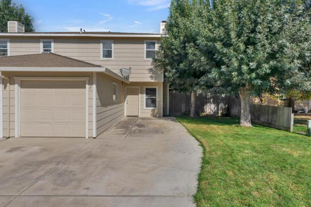 310 Mustang Court, King City CA: https://media.crmls.org/mediaz/cef27997-3703-416f-bb30-b263dc7a5e20.jpg