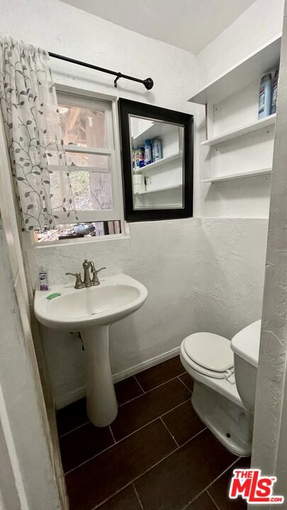 29160 Arrowhead Drive, Cedar Glen CA: https://media.crmls.org/mediaz/cef2ab80-e03a-4919-bf02-11615a674ca9.jpg