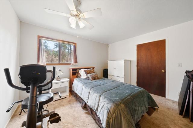 121 Wellock Road, Lewiston CA: https://media.crmls.org/mediaz/cef35b8e-4bcc-4adf-9aa1-d8002a3569d9.jpg