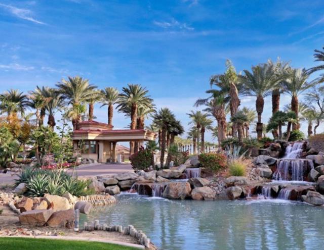 80418 Dumphries Court, Indio CA: https://media.crmls.org/mediaz/cef379fa-6ea3-4c83-9c72-2c4706cd26d9.jpg