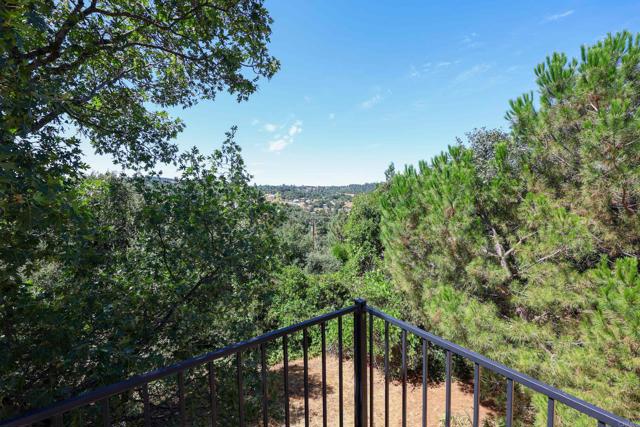 Image 51 of 75 For 2128 Salton View Dr