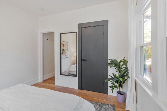 1833 Brandon Street, Oakland CA: https://media.crmls.org/mediaz/cef4119e-f1ba-47e4-ac4c-bb498472beb0.jpg