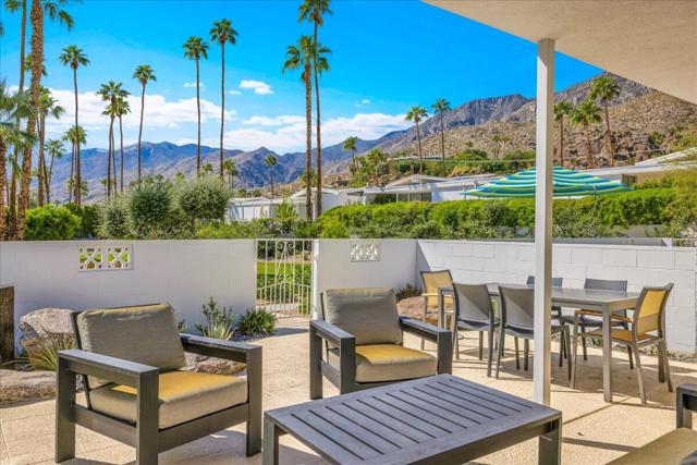 211 E Canyon Vista Drive, Palm Springs CA: https://media.crmls.org/mediaz/cef4274b-1702-40b3-9dbb-5129bde5f537.jpg