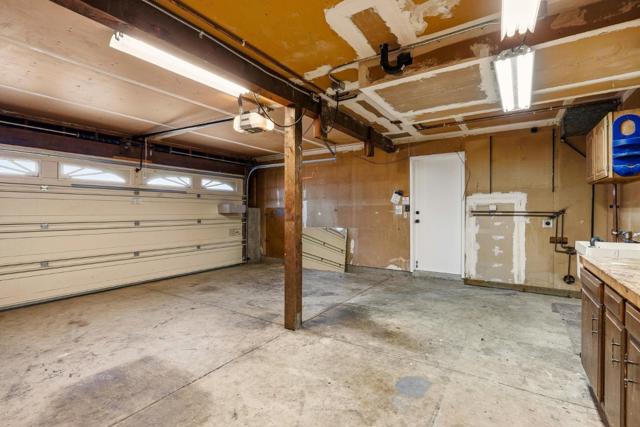 1100 Glacier Avenue, Pacifica CA: https://media.crmls.org/mediaz/cef47745-ac00-4e62-b6e4-1f2ee133f974.jpg