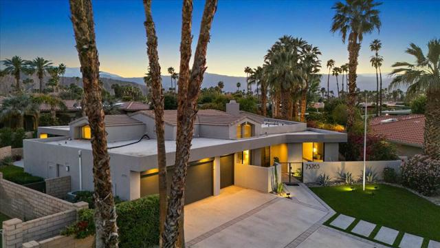 75765 Osage Trail, Indian Wells CA: https://media.crmls.org/mediaz/cef50a69-6dea-490f-9b53-4a6f6dbdd98e.jpg