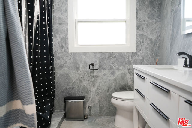 1819 W 129th Street, Gardena CA: https://media.crmls.org/mediaz/cef63337-a65d-4fd1-ac97-f71f8eddfbda.jpg