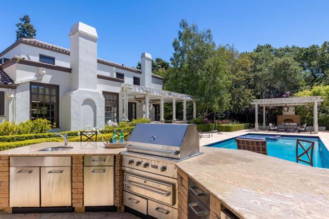 2181 Parkside Avenue, Hillsborough CA: https://media.crmls.org/mediaz/cef76371-2168-4cba-afe2-88836bb31dfe.jpg