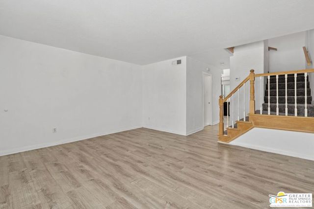 1852 N Mira Loma Way, Palm Springs CA: https://media.crmls.org/mediaz/cef847ba-556e-45d5-81c8-03cbf30c7a0a.jpg
