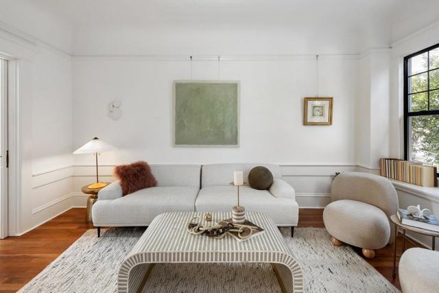 270 Andover Street, San Francisco CA: https://media.crmls.org/mediaz/cef8592a-1bed-432e-8e4c-44de4a0686d7.jpg