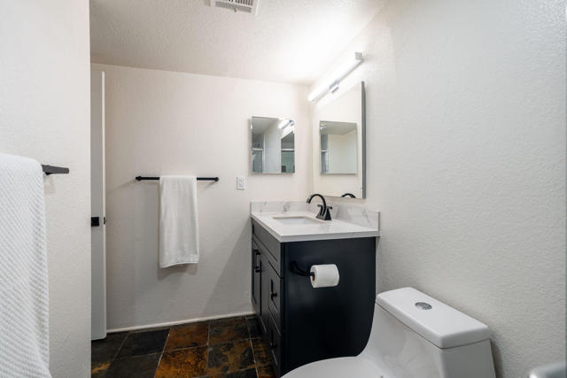 291 E Mel Avenue, Palm Springs CA: https://media.crmls.org/mediaz/cef9bb20-e811-4a0b-855c-2f6442324bc5.jpg