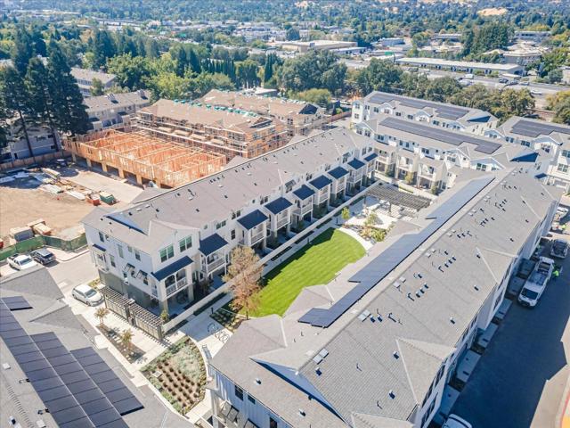 230 Oak Circle, Walnut Creek CA: https://media.crmls.org/mediaz/cefa8eb7-3a76-4a38-a0dc-a722a7623b33.jpg