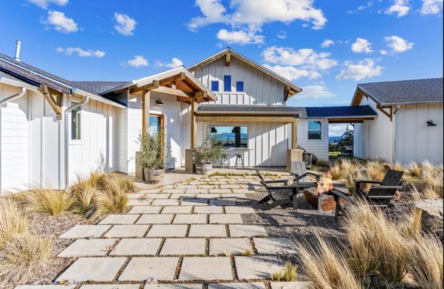 31071 Panorama Trail, Santa Ysabel CA: https://media.crmls.org/mediaz/cefab1e8-6dda-4c8b-88c0-b658ce3df8f0.jpg