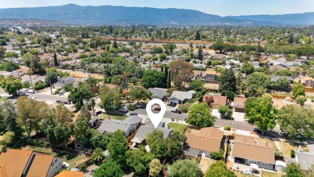 3926 Yolo Drive, San Jose CA: https://media.crmls.org/mediaz/cefaea0f-1ba3-429c-bba6-49e8e2bdb357.jpg