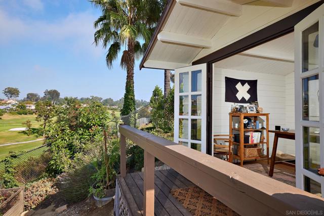 350 Punta Baja Dr, Solana Beach CA: https://media.crmls.org/mediaz/cefaff8a-bcb9-4d31-b5b0-473c3b2e48a8.jpg