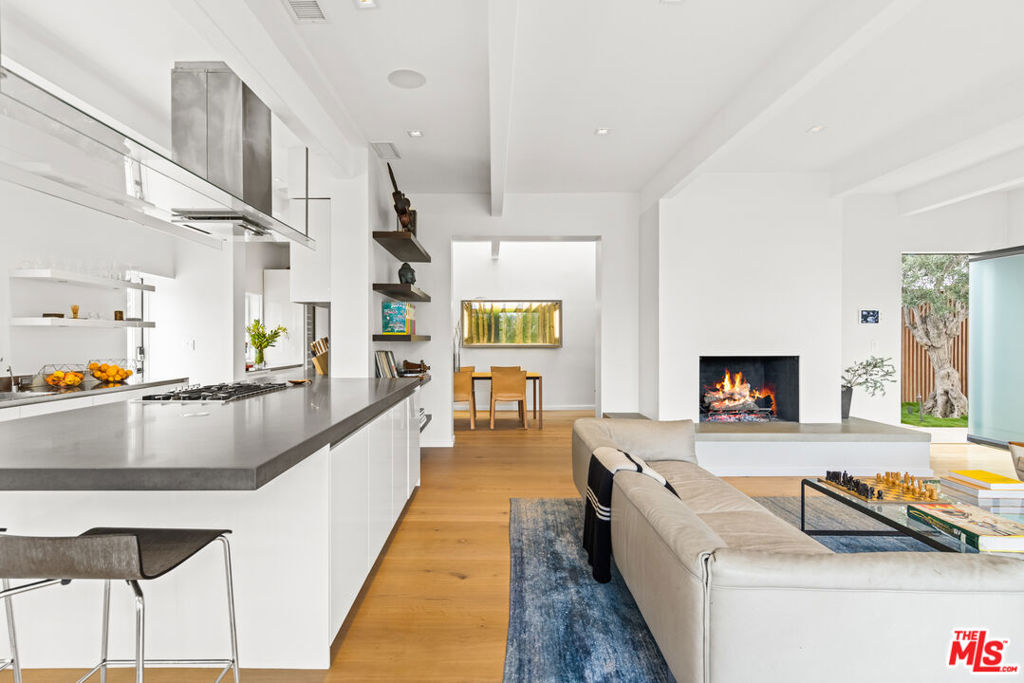 MLS #25495045 image #7