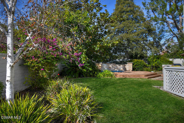 31775 Oak Ranch Court, Westlake Village CA: https://media.crmls.org/mediaz/cefc01fe-5704-4740-93dc-58bc93183706.jpg
