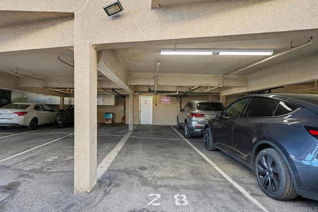 Detail Gallery Image 33 of 39 For 14141 Dickens St #111,  Sherman Oaks,  CA 91423 - 2 Beds | 2 Baths