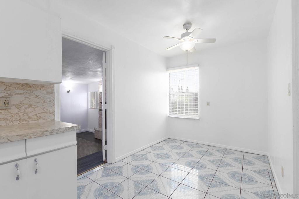 5359 Redwood St - photo 11