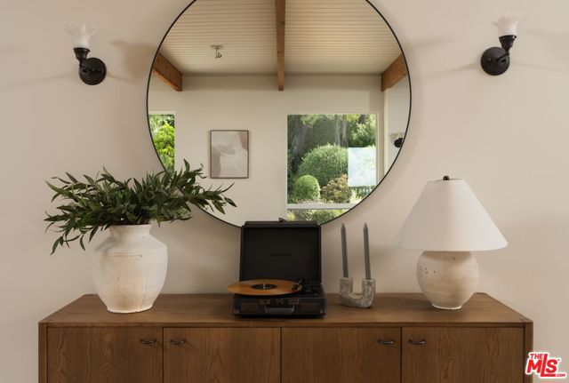 626 Sea Ranch Drive, Santa Barbara CA: https://media.crmls.org/mediaz/cefcf03d-07b6-4bf4-852d-5bf3cc427eb7.jpg