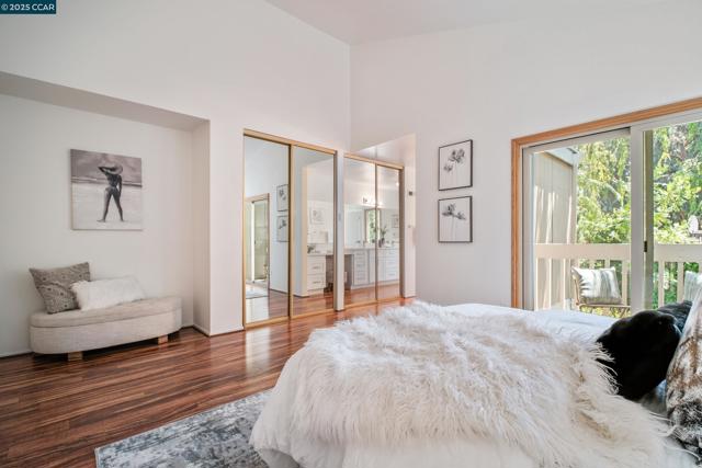 232 Jewel Terrace, Danville CA: https://media.crmls.org/mediaz/cefd8dbc-2f92-4431-b18d-0dd0f913644d.jpg