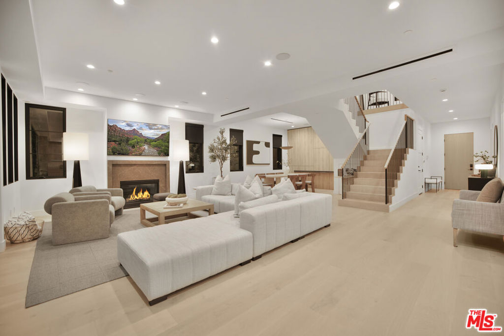 MLS #25619867 image #8