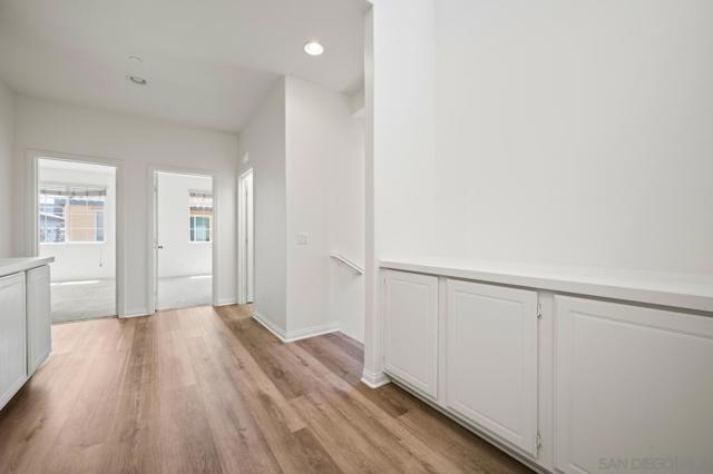 1718 Santa Ivy Ave, Chula Vista CA: https://media.crmls.org/mediaz/cefeb48a-aa2a-4d73-9b0a-b43a027ecfdc.jpg