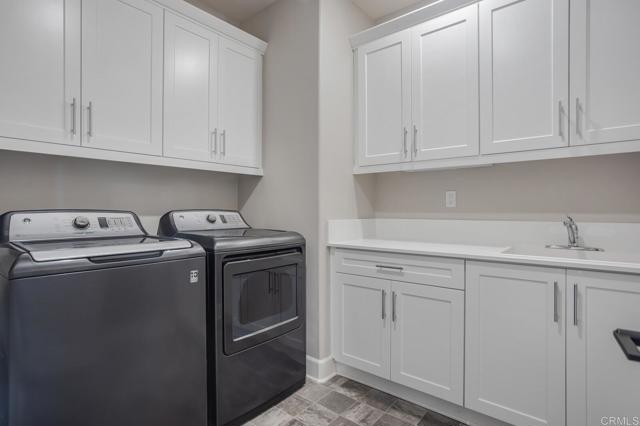 2964 Hayloft Place, Escondido CA: https://media.crmls.org/mediaz/ceff168a-98cd-49a5-a45c-74b2b6bb7a1c.jpg