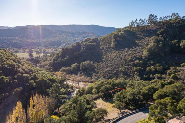28007 Mercurio Road, Carmel Valley CA: https://media.crmls.org/mediaz/ceff9bc9-8064-40b0-a7b6-09a841db2c0e.jpg