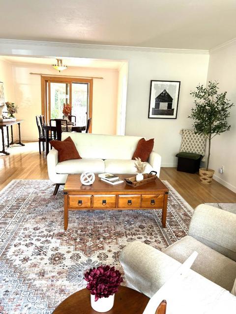 1080 8th Avenue, Redwood City CA: https://media.crmls.org/mediaz/ceffc0d7-bcd6-4449-91dd-843b6744897c.jpg